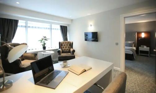 Güvenay Business - 65