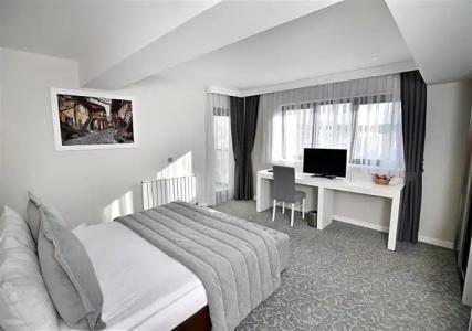 Güvenay Business - 36