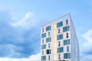 Easy Hotel 2, Lamphun