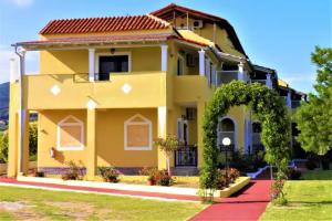 Stars Hotel, Agios Georgios Argyradon