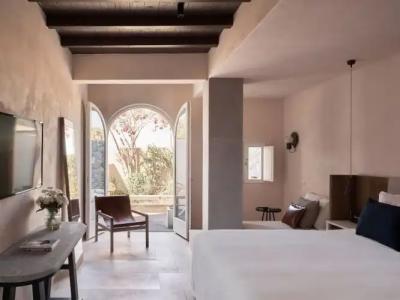 Istoria, a Member of Designs - 87