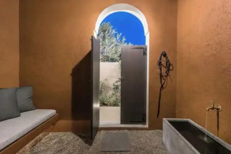 Istoria, a Member of Designs - 125