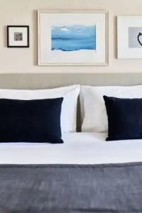 Istoria, a Member of Designs - 104