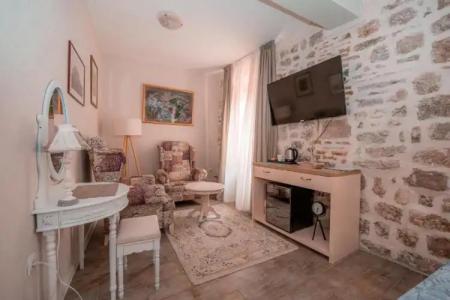 Antika Guesthouse - 103