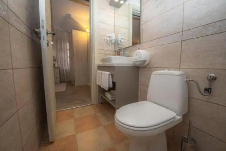 Antika Guesthouse - 136