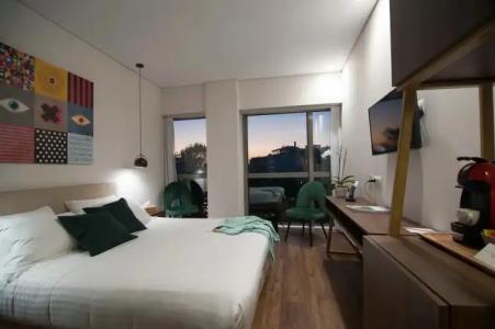 B4B Athens Signature - 60