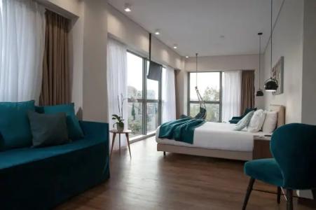 B4B Athens Signature - 45