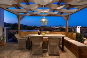 Villa Rose on the beach, Afantou
