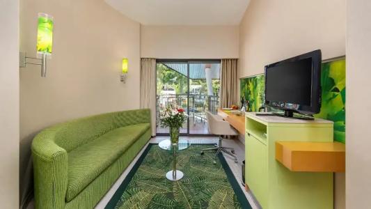 Cornelia De Luxe Resort - 82