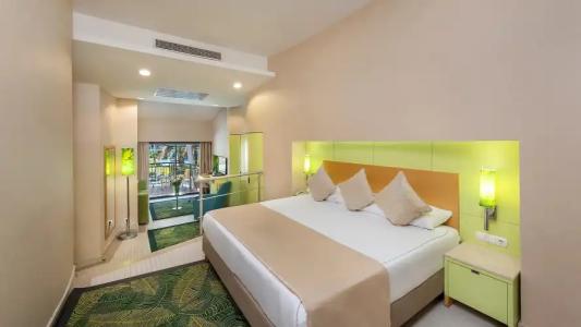 Cornelia De Luxe Resort - 81