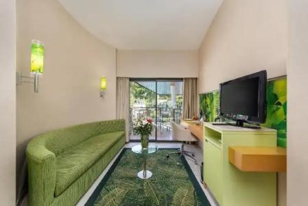 Cornelia De Luxe Resort - 63