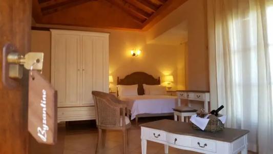 Liotrivi Historical Mansion and Boutique - 48