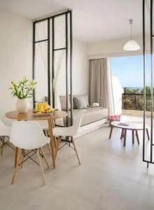 Louis Paphos Breeze - 109