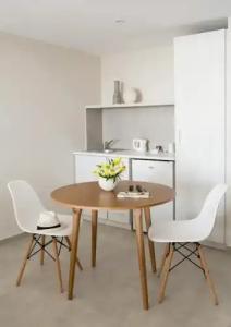 Louis Paphos Breeze - 111