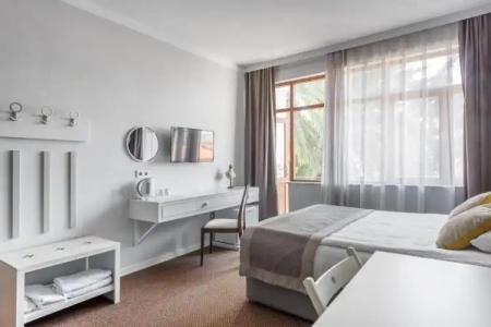 Delight Deluxe & Spa - 129