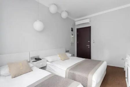 Delight Deluxe & Spa - 103