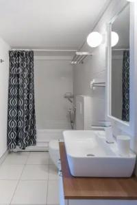 Delight Deluxe & Spa - 127