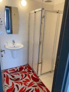 Delight Deluxe & Spa - 126