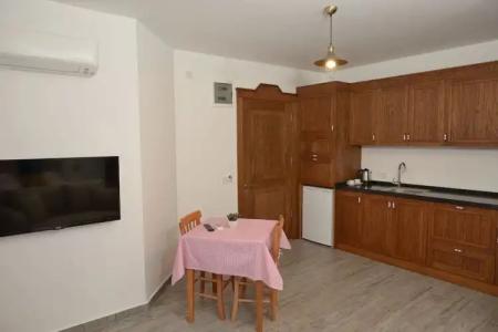 Brothers Çeşme Boutique - 21