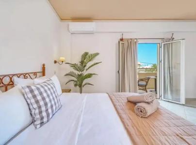 Socrates Malia Beach - 22