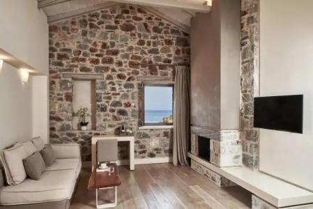 100 Rizes Seaside Resort- Small Luxurys of the World - 1