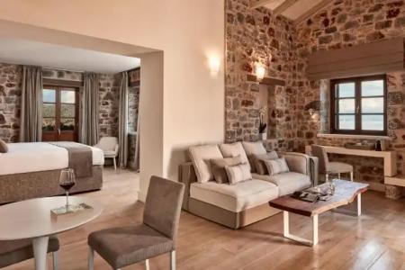 100 Rizes Seaside Resort- Small Luxurys of the World - 76