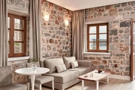 100 Rizes Seaside Resort- Small Luxurys of the World - 54