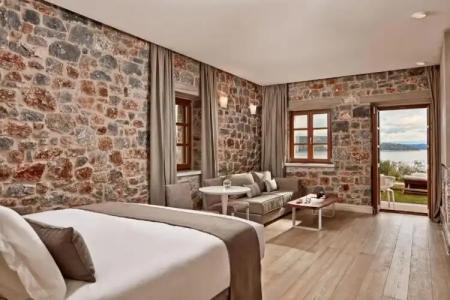 100 Rizes Seaside Resort- Small Luxurys of the World - 55