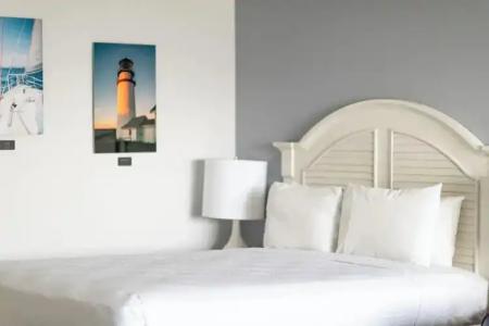 InnSeason Resorts HarborWalk - 14