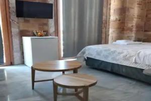 Chios City Inn, Chios Town