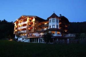 Hotel Mareo Dolomites, Marebbe