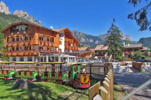 Hotel Chalet Alaska, Pozza di Fassa