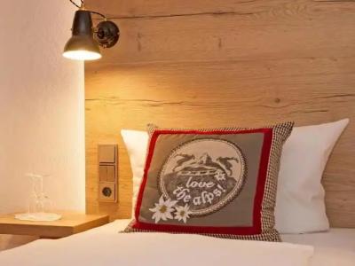 Elements Christlessee - 21