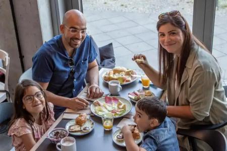 Schulz Berlin Wall at the East Side Gallery - 31