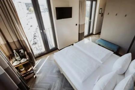 Schulz Berlin Wall at the East Side Gallery - 18