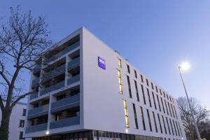 Dorint Hotel Duren, Dueren