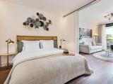 3 Bedrooms Garden Quadruple Residence