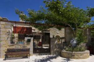 Mansion Rokka with BBQ and Fireplace, Kissamos