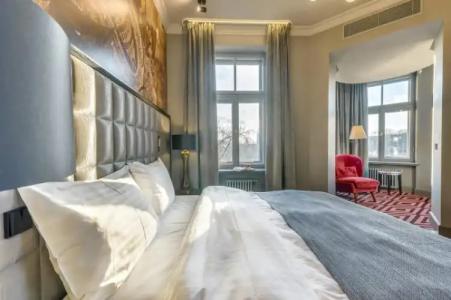 Grand Poet and SPA by Semarah - 116