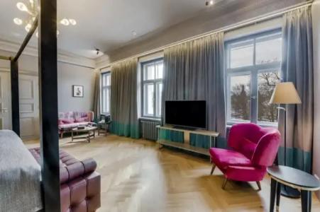 Grand Poet and SPA by Semarah - 136