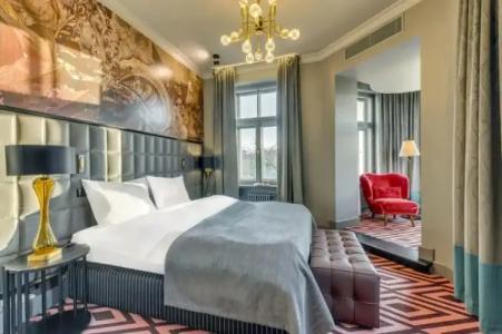 Grand Poet and SPA by Semarah - 115