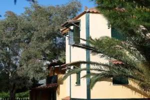 Hotel Ledra, Marathokampos