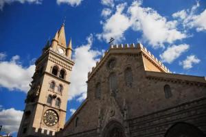 Re Vittorio De Luxe, Messina