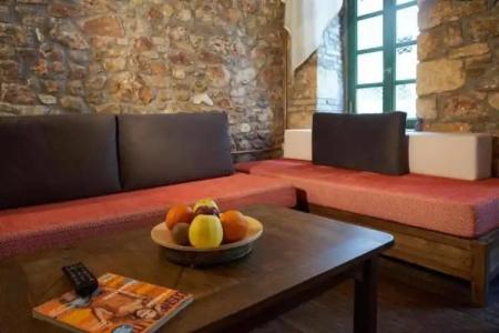 Athenian Residences - 129