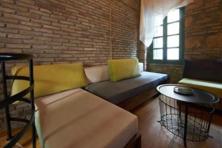 Athenian Residences - 61