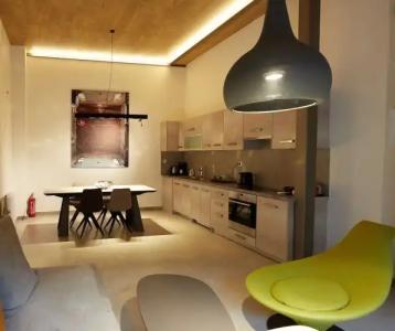 Athenian Residences - 135