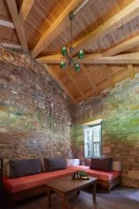 Athenian Residences - 107