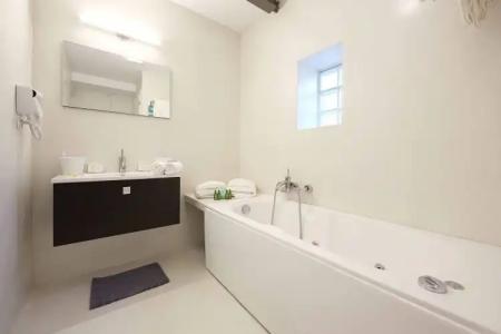 Athenian Residences - 151
