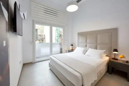 Athenian Residences - 159