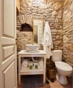 Athenian Residences - 108
